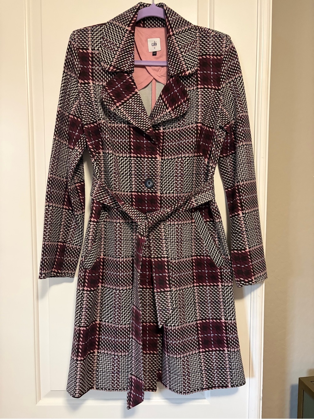 Trending Colors 💜CAbi Pink💕Burgundy Plaid Lightweight Trench Coat
